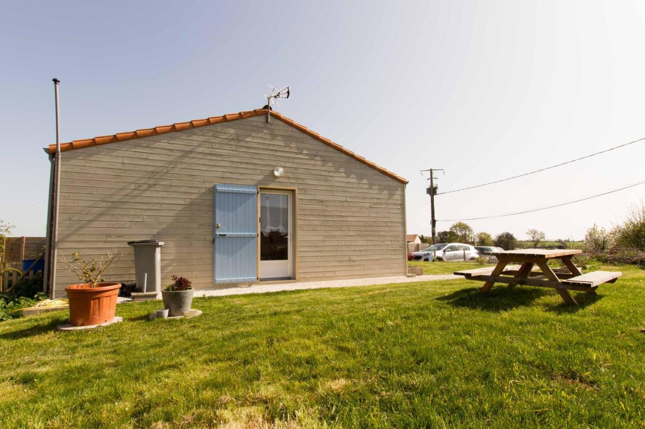 Le Chalet Vendeen Saint-Hilaire-la-Forêt Εξωτερικό φωτογραφία